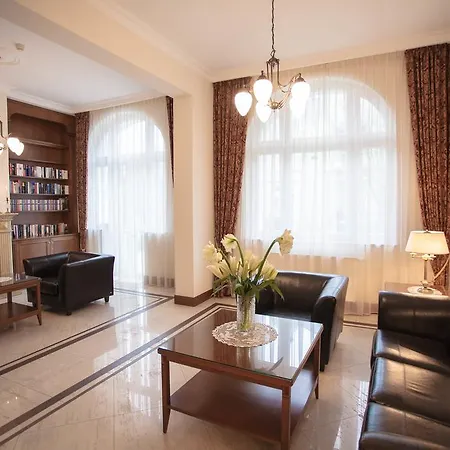 Artis Apartment *